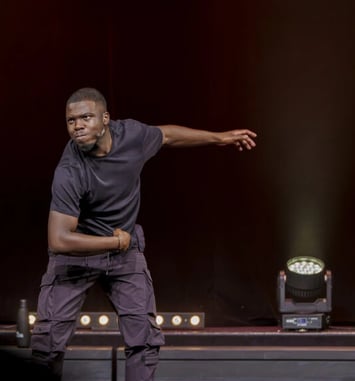 Bouba et Neufs Moi(s)