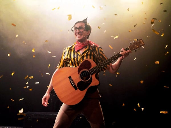 Charly, Concerto déconcertant