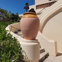 Visite, Le Jardin des Méditerranée, une construction humaine de pierres et de plantes
