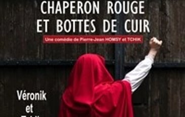 Chaperon rouge et bottes de cuir