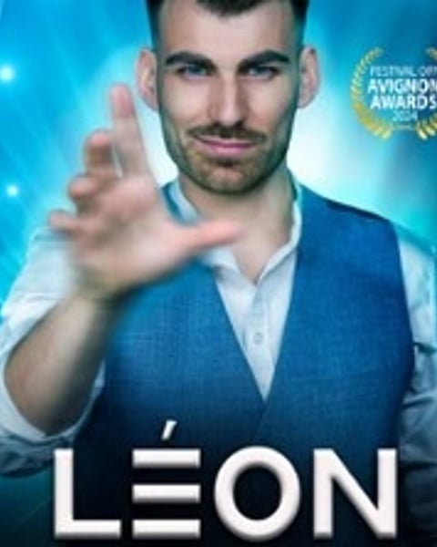 Léon, Illusion ou Coïncidence, Tournée
